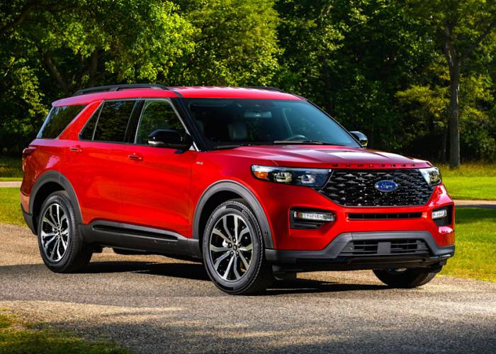 2022 Ford Explorer - seats 7